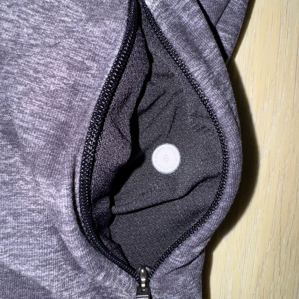 Women's Lululemon Camouflage Long Sleeve Top - Picture 4 of 4
